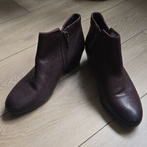 NWOB Sam Edelman Women's Petty Booties Sz 10M